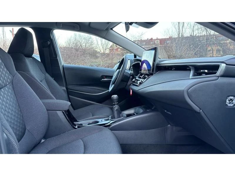 Toyota Corolla SDN 1.5P 6MT EXECUTIVE | Mobile.bg � ����������� 6