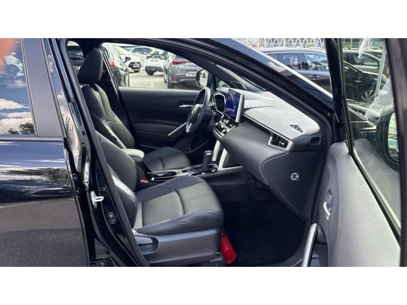 Toyota Corolla Cross 2.0HSD PREMIUM AWD, снимка 6 - Автомобили и джипове - 54628267