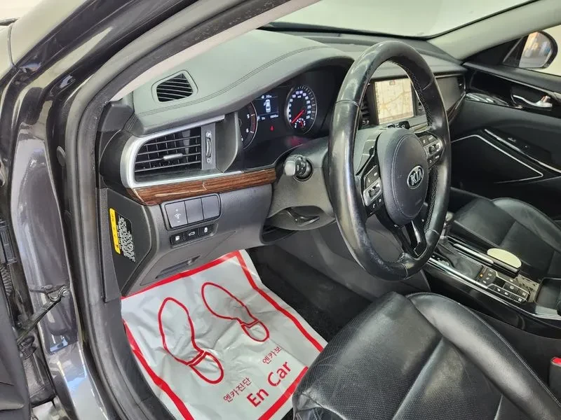 Kia K7 2.2 Diesel Limited, снимка 17 - Автомобили и джипове - 56304423