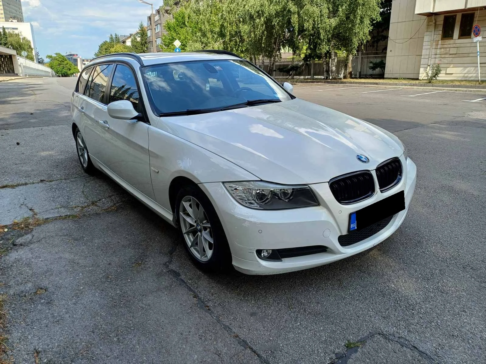 BMW 318 i Touring - изображение 3