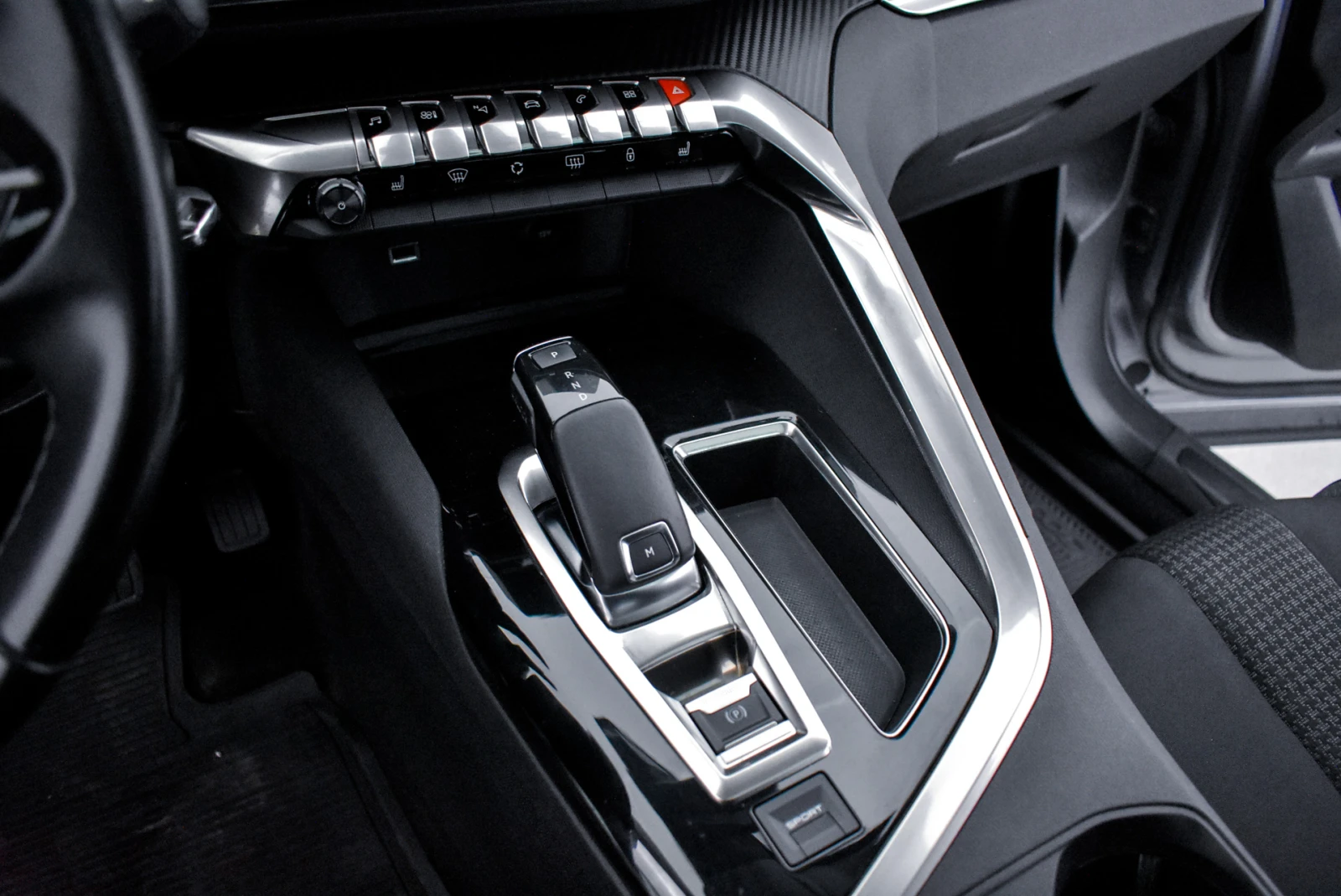 Peugeot 3008 1.5HDI/EAT8/PANORAMA/DigitalCockpit/CarPlay/CAM | Mobile.bg   13