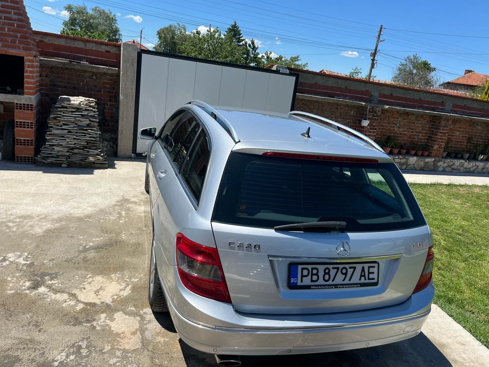 Mercedes-Benz C 220 Нов Внос - изображение 3
