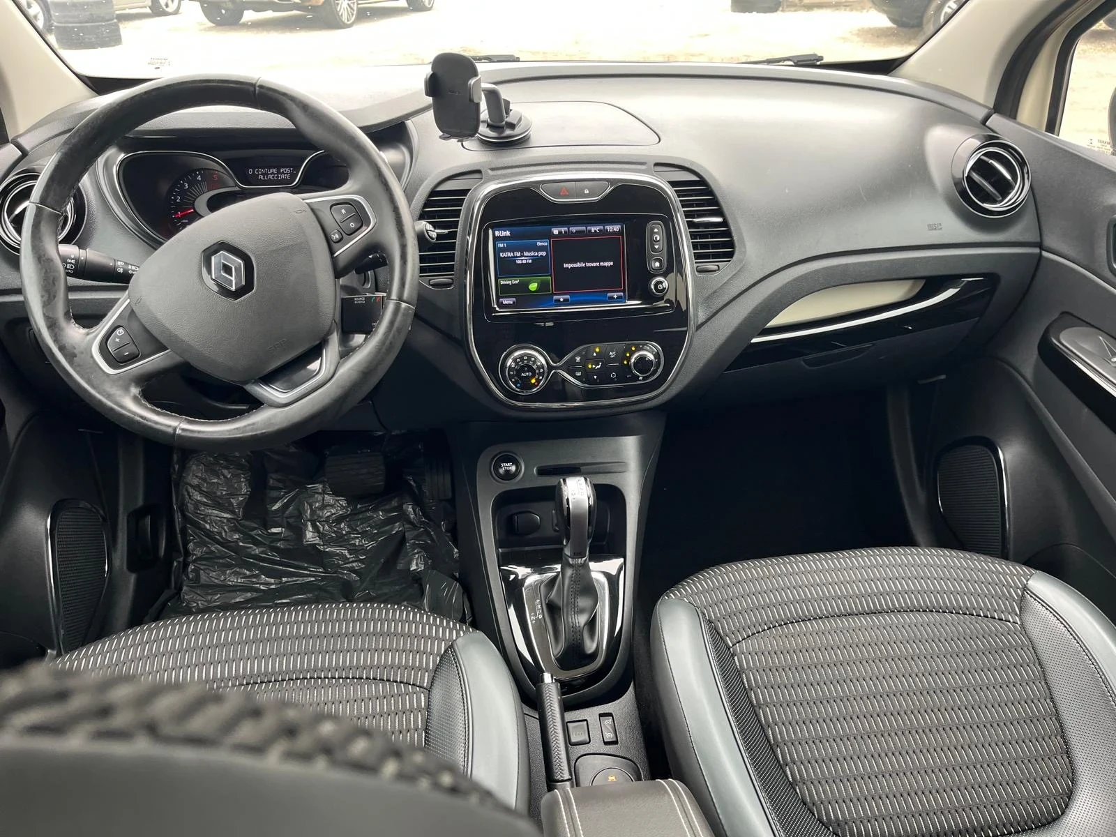 Renault Captur  - изображение 8