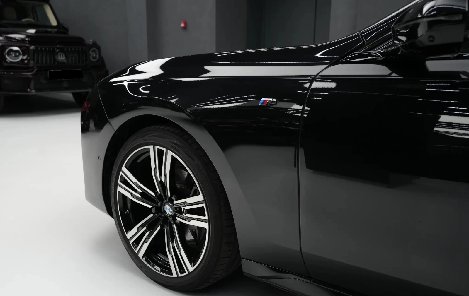 BMW 740 d xDrive M-Sport Paket - изображение 3