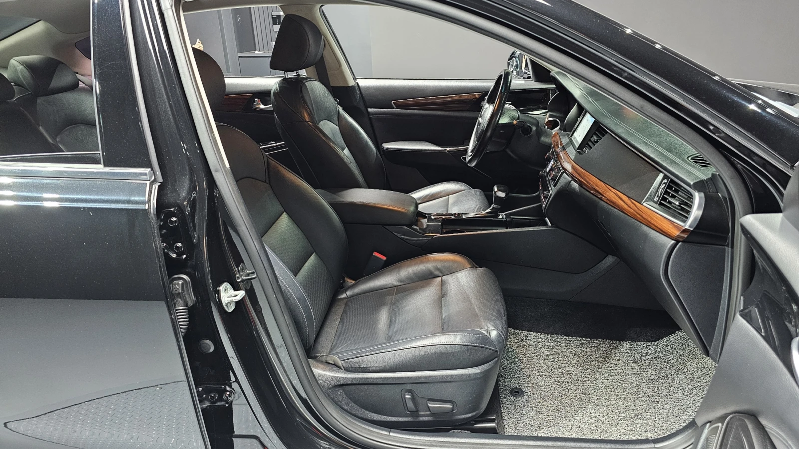 Kia K7 3.0LPI LUXURY | Mobile.bg   9