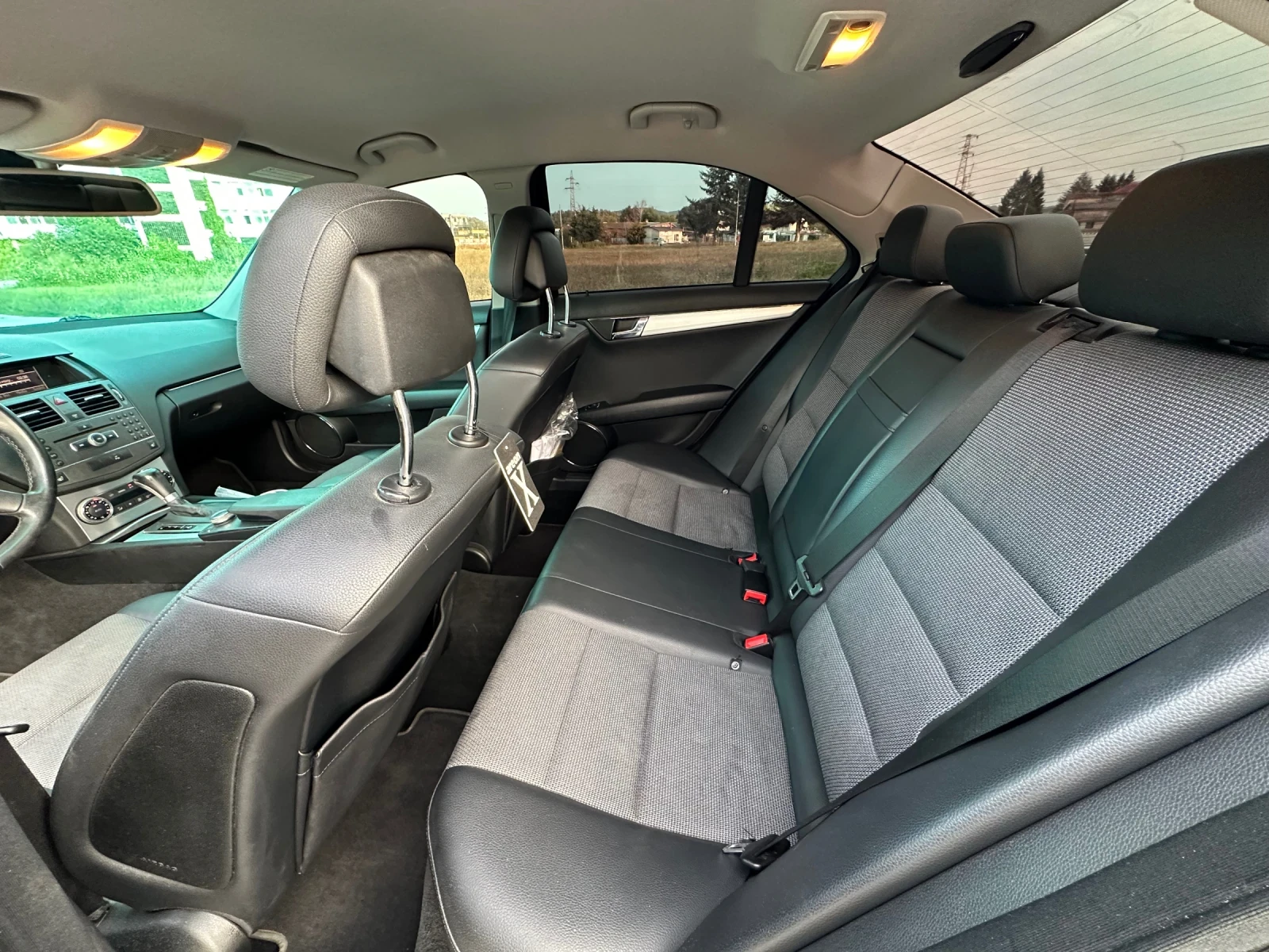 Mercedes-Benz C 250  - изображение 10