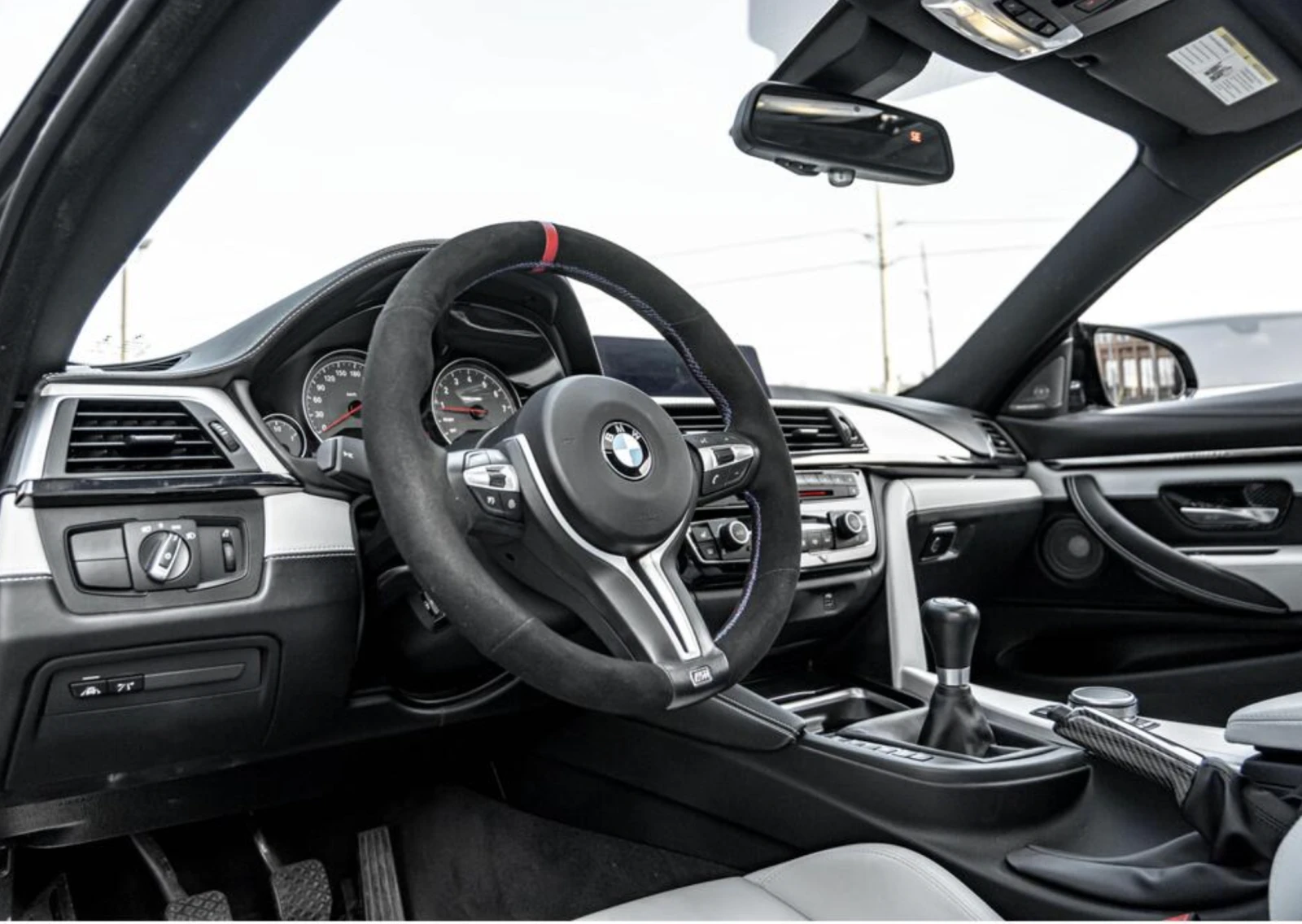 BMW M4 MANUAL GEAR - изображение 7
