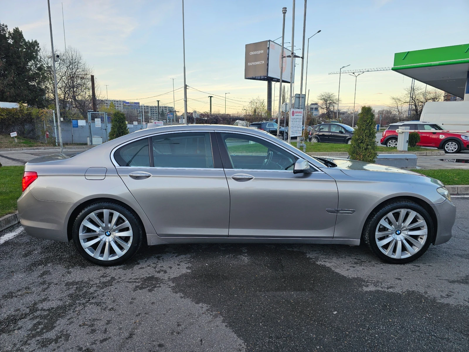 BMW 740 | Mobile.bg   6