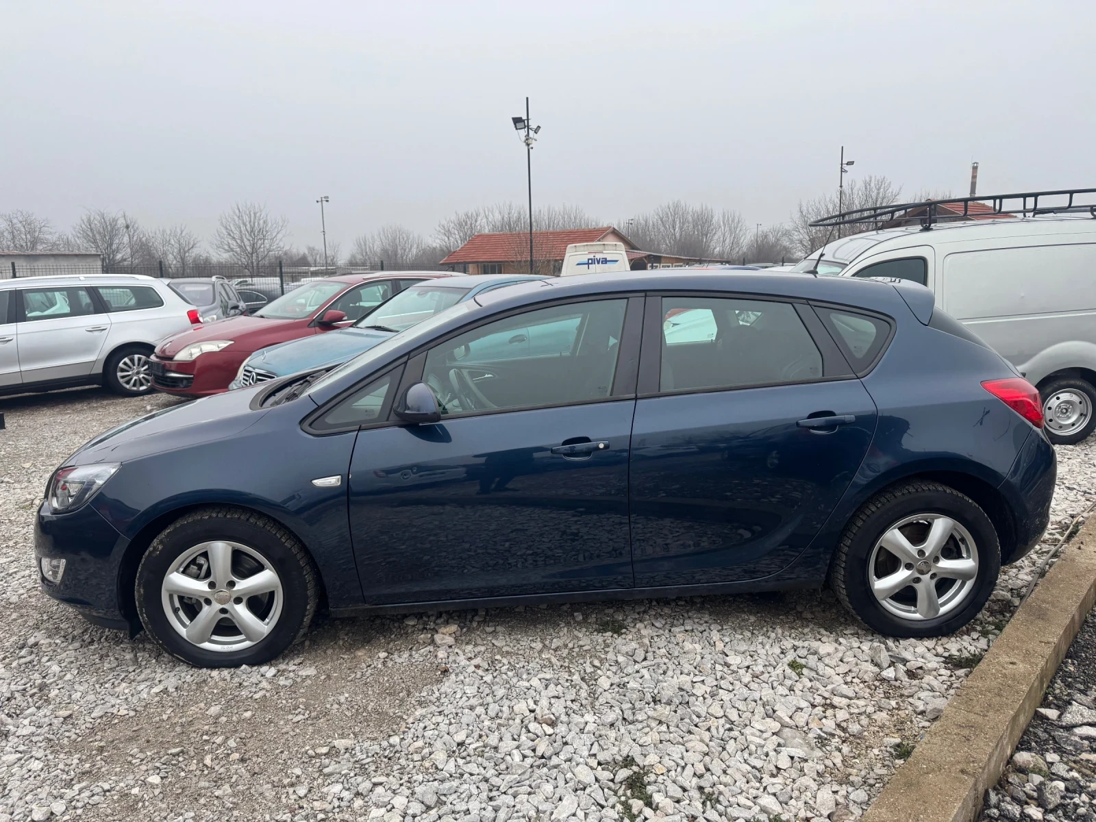 Opel Astra 1.7 CDTI 6ck KLIMATR  - изображение 7