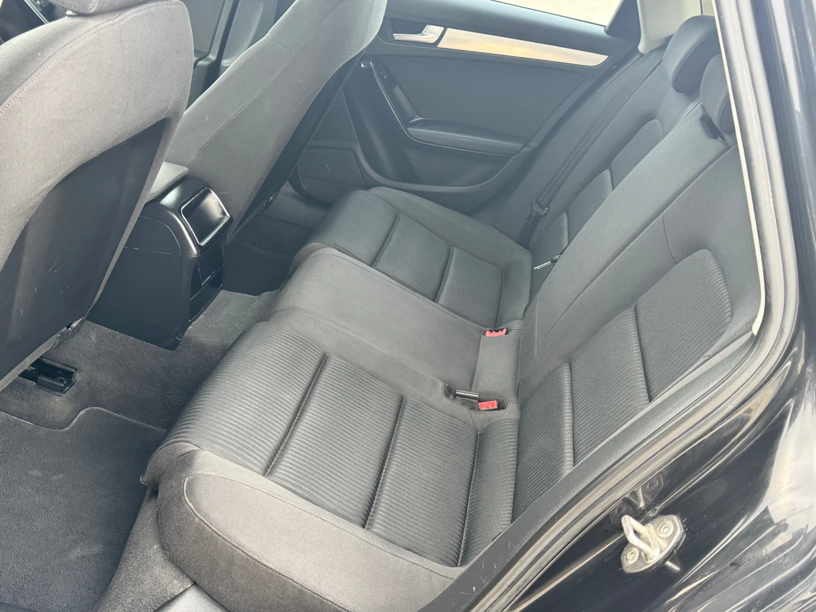 Audi A4 напълно обслужен - изображение 9