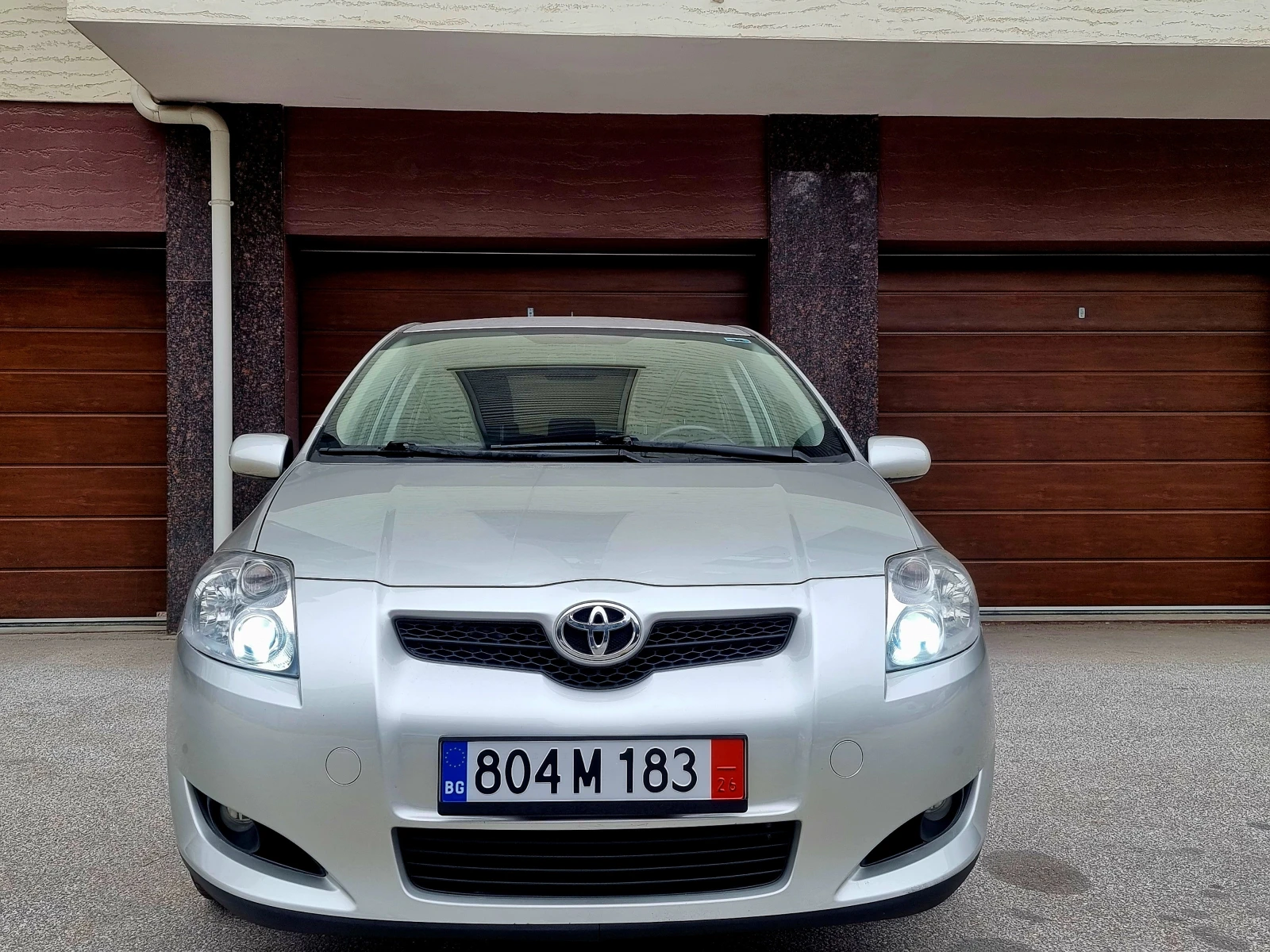 Toyota Auris * 1.6* 124*  | Mobile.bg � ����������� 2