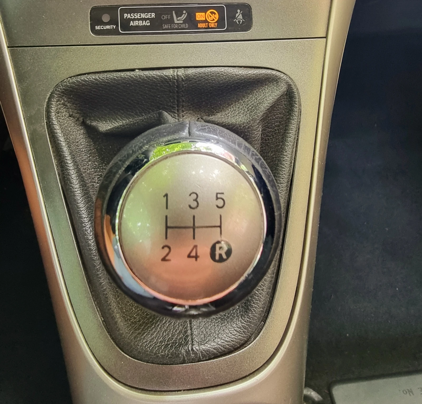 Toyota Auris * 1.6* 124*  | Mobile.bg � ����������� 14