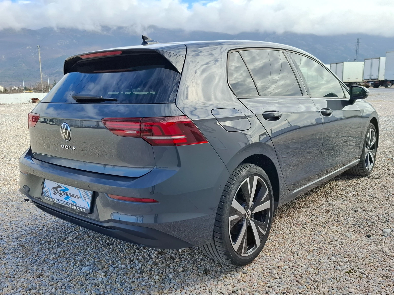 VW Golf 2.0TDI/Euro6E/НОВ!!!, снимка 4 - Автомобили и джипове - 53942729