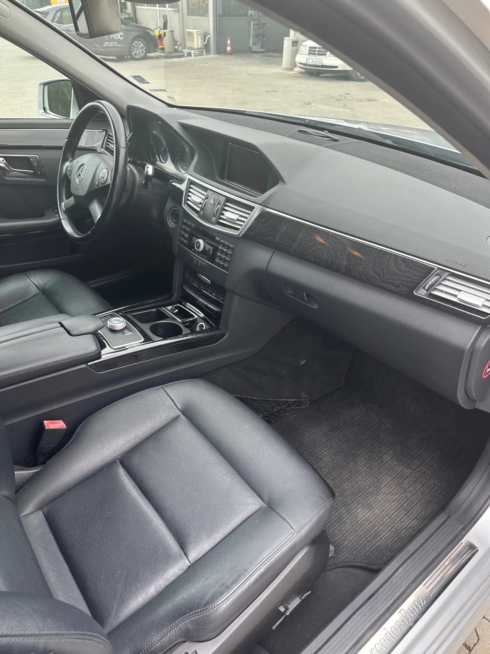 Mercedes-Benz E 350 Cdi 350, снимка 4 - Автомобили и джипове - 54407168