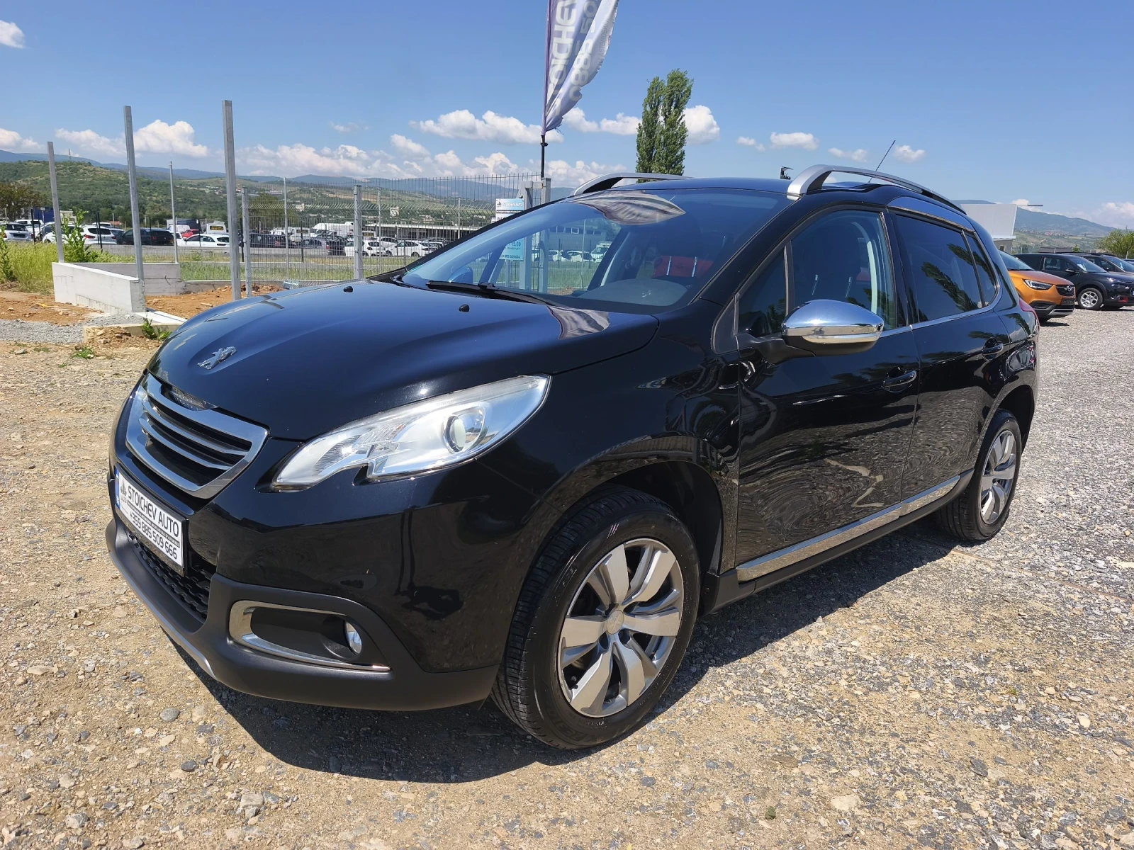 Peugeot 2008 Allure 120hp, снимка 3 - Автомобили и джипове - 54680347