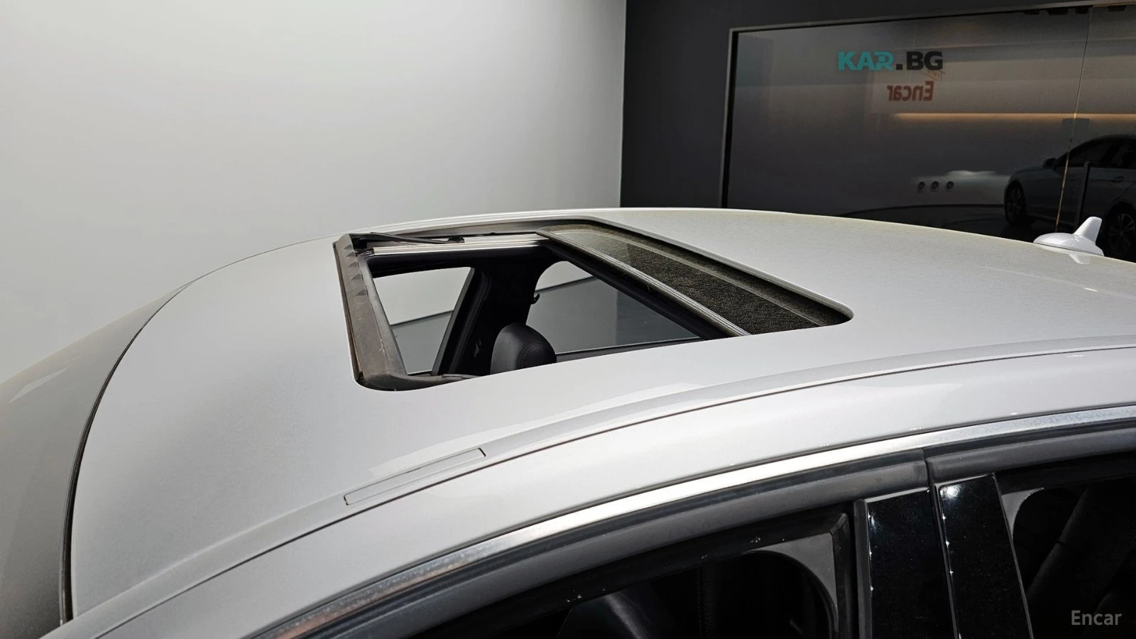 Mercedes-Benz E 220 * ПАНО* KEYLESS* Camera* ПОДГРЕВ* , снимка 16 - Автомобили и джипове - 55101441