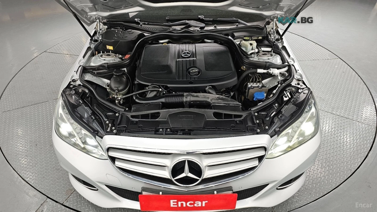 Mercedes-Benz E 220 * ПАНО* KEYLESS* Camera* ПОДГРЕВ* , снимка 6 - Автомобили и джипове - 55101441