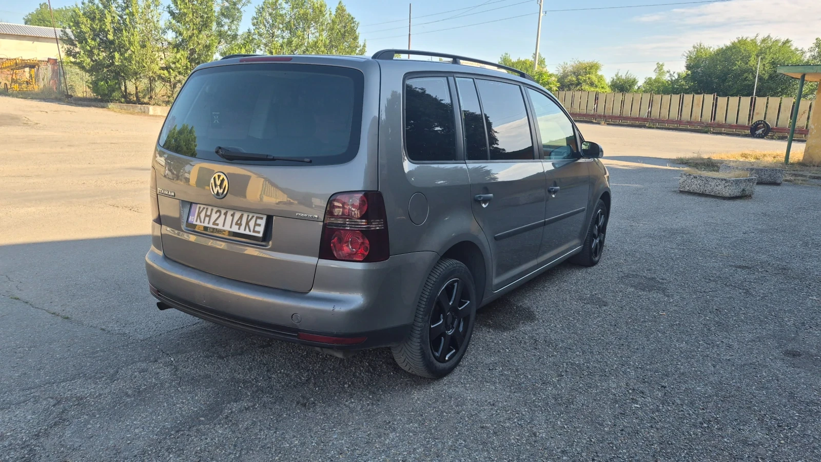 VW Touran 2.0 CNG ecofuel, снимка 7 - Автомобили и джипове - 55383488