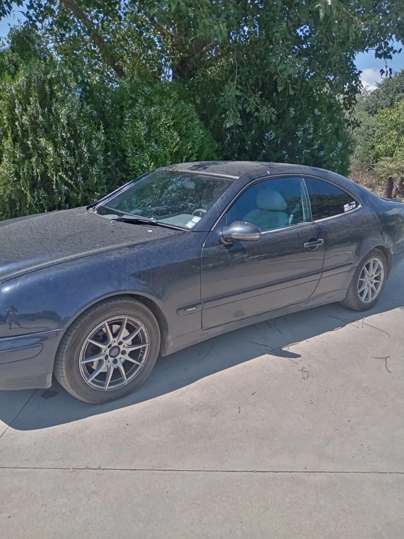 Mercedes-Benz CLK 200, снимка 2 - Автомобили и джипове - 55627527