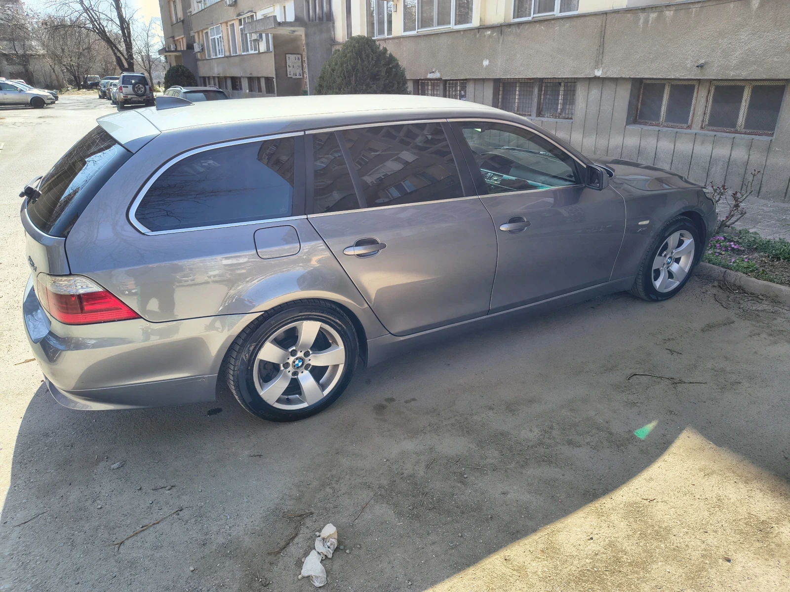 BMW 525 X drive facelift , снимка 4 - Автомобили и джипове - 55873620