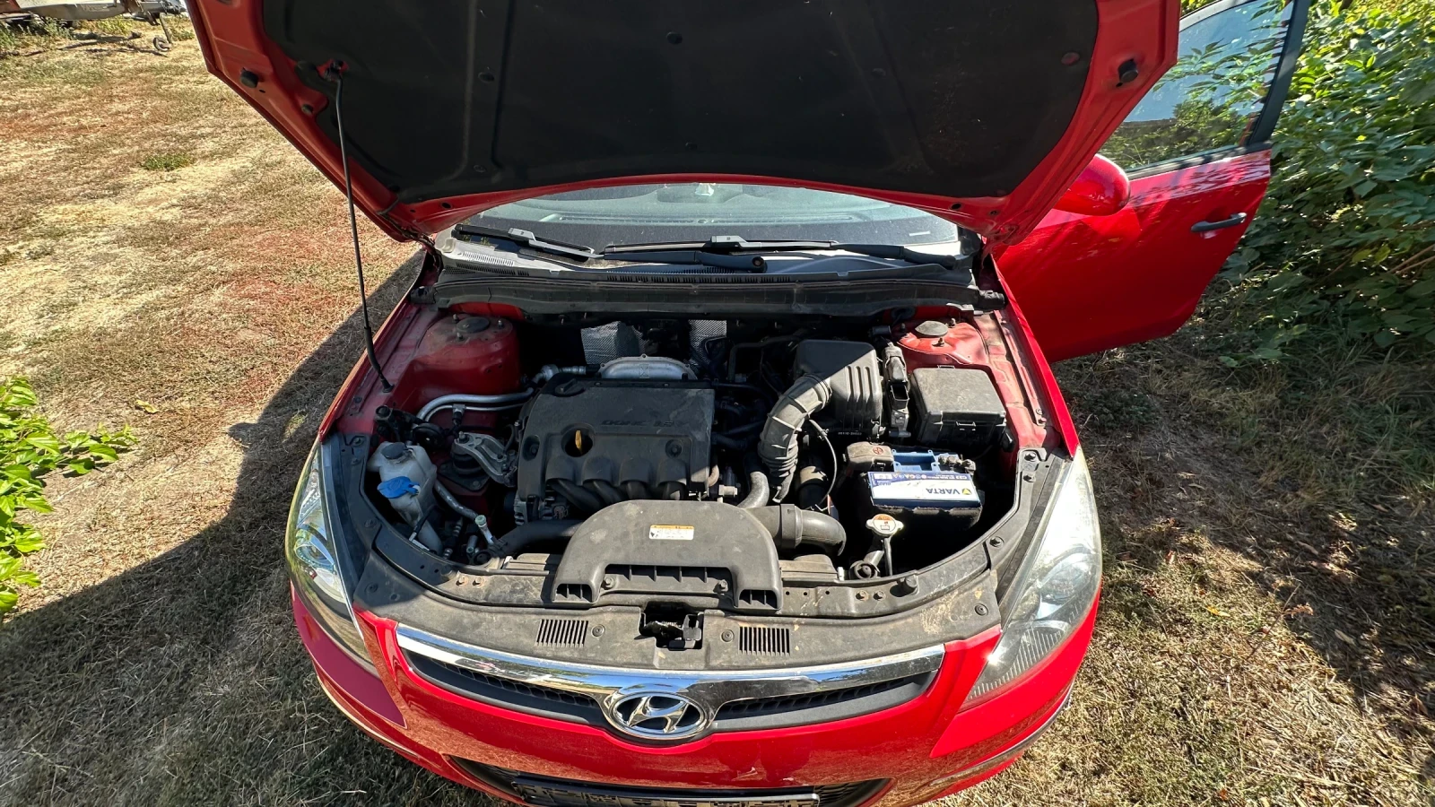 Hyundai I30 1.4, снимка 11 - Автомобили и джипове - 56140077