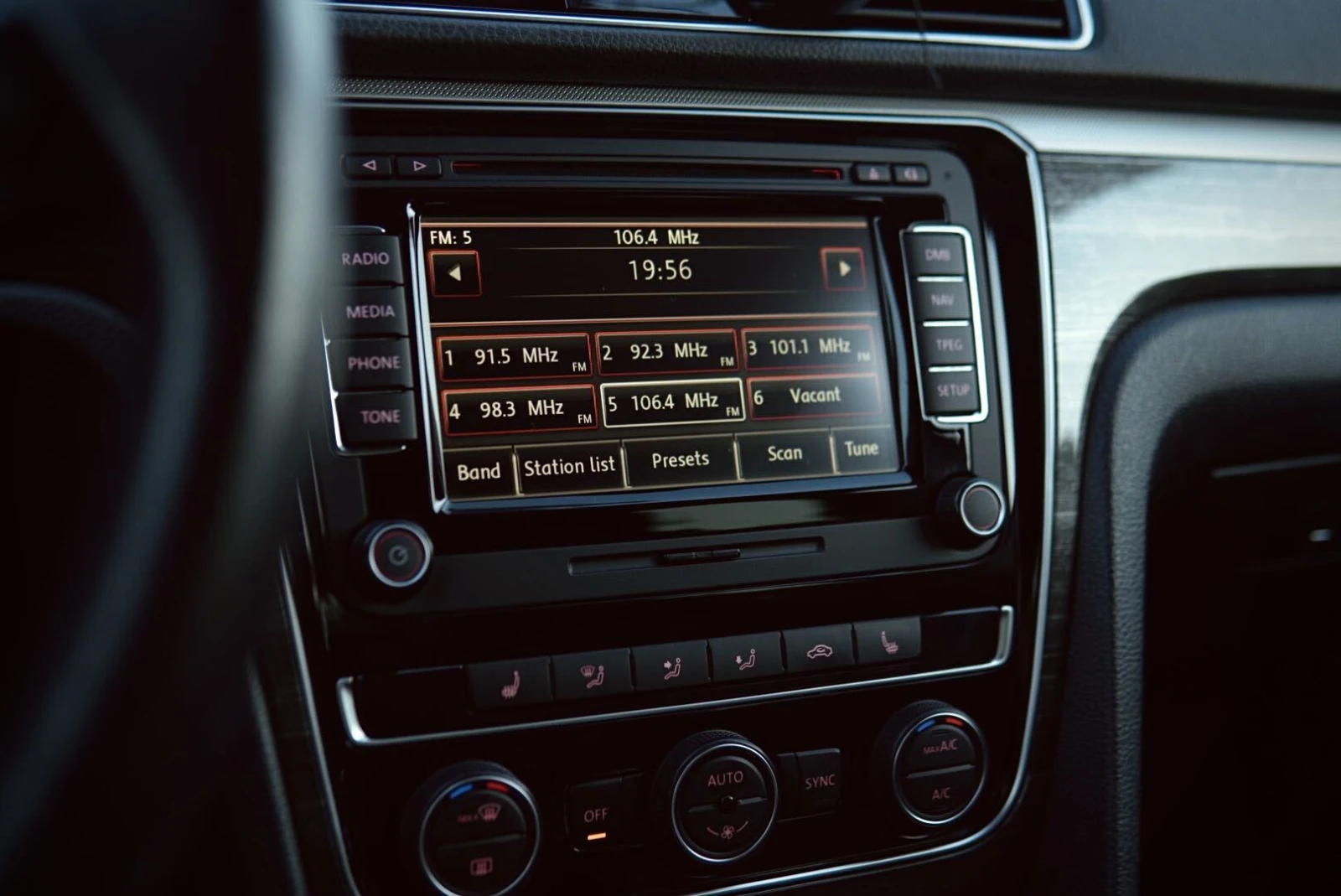 VW Passat B7, снимка 8 - Автомобили и джипове - 56199439