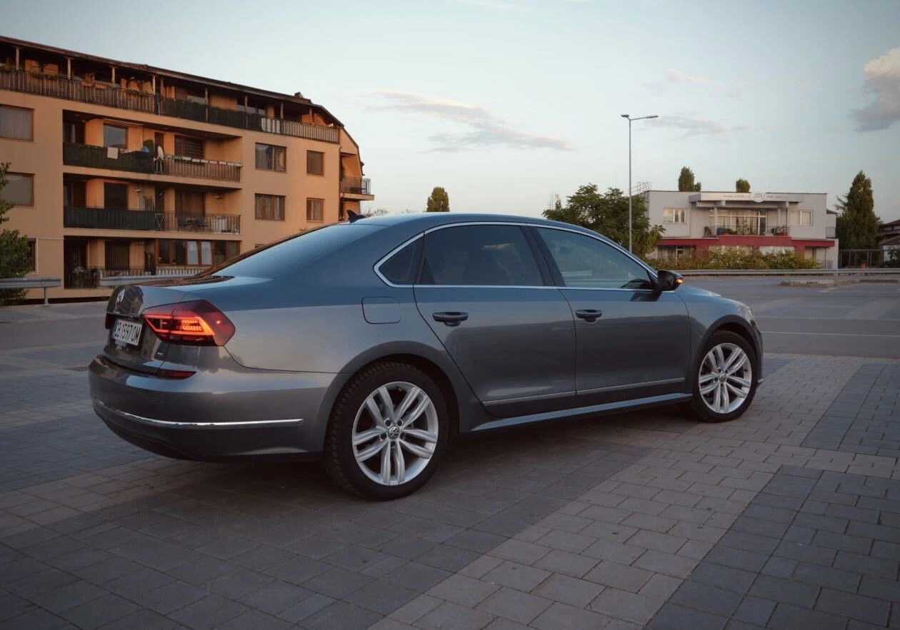 VW Passat B7, снимка 3 - Автомобили и джипове - 56199439
