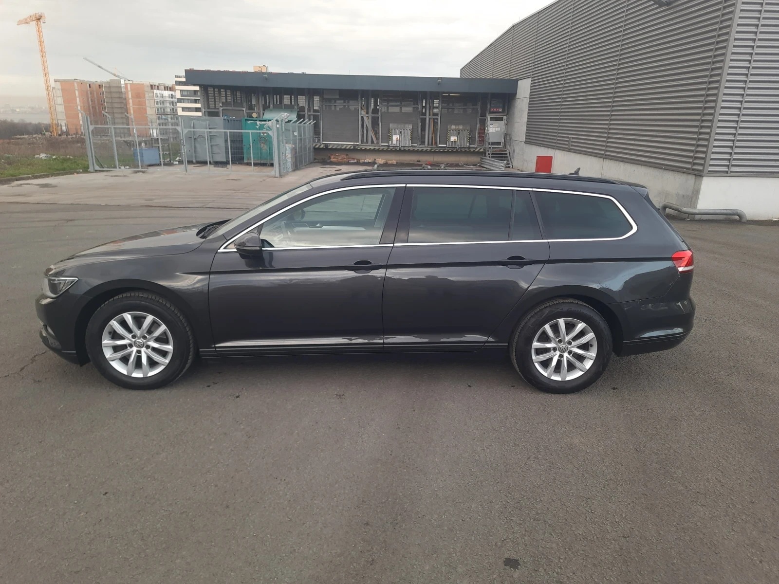 VW Passat, снимка 3 - Автомобили и джипове - 56202717