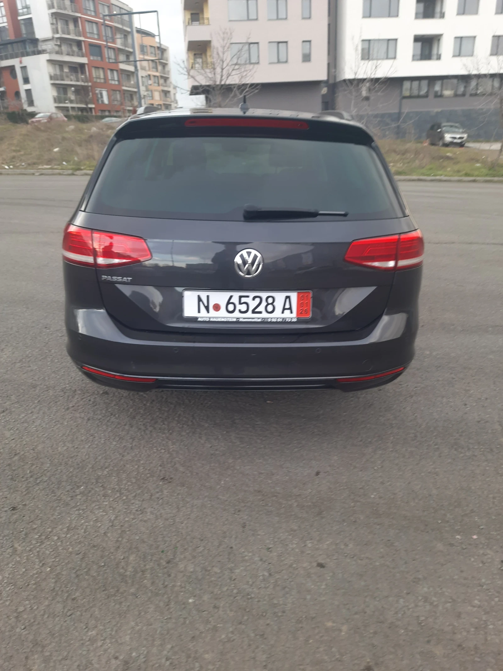 VW Passat, снимка 5 - Автомобили и джипове - 56202717