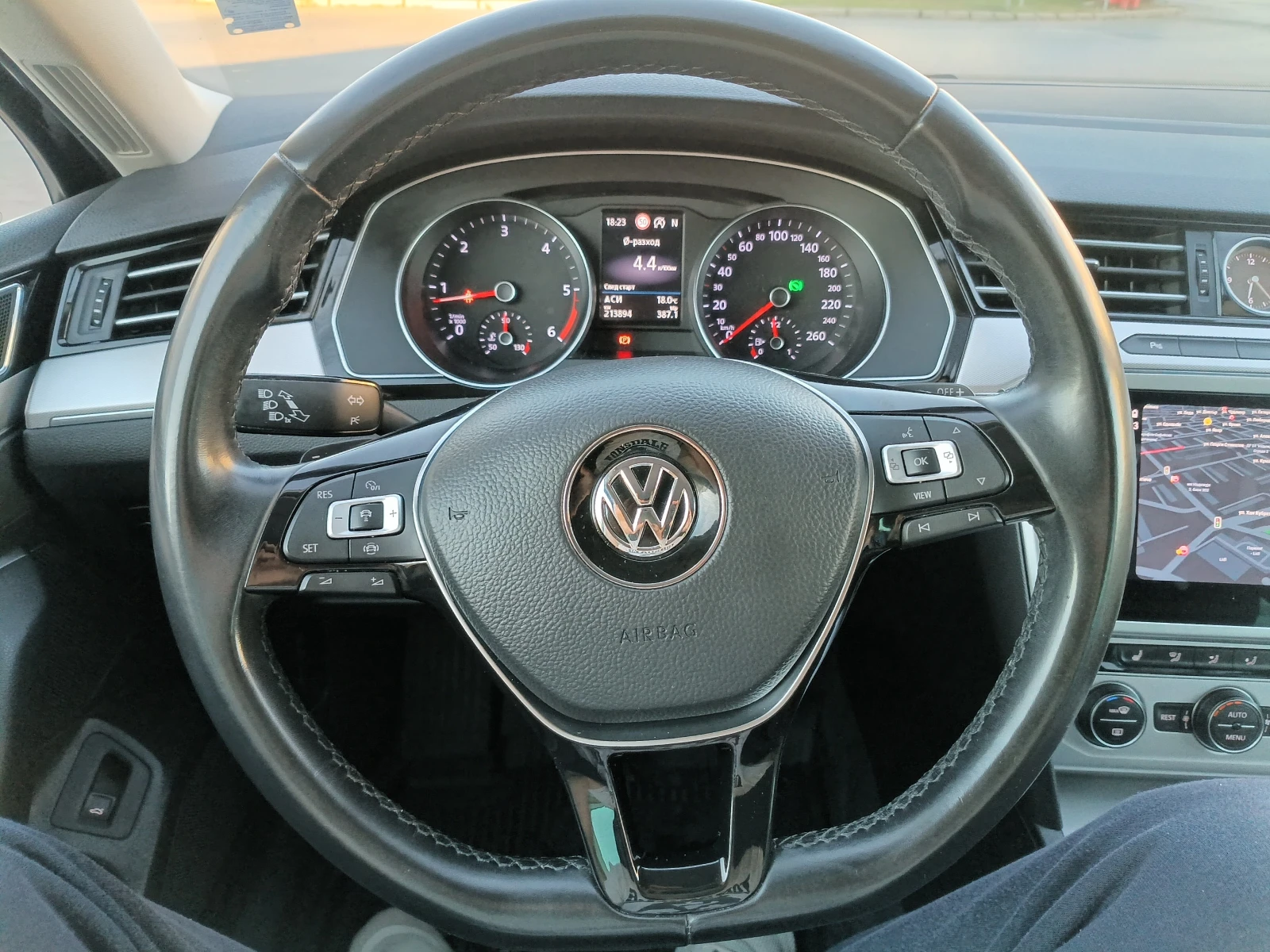 VW Passat COMFORTLINE, РЕАЛНИ КМ, снимка 4 - Автомобили и джипове - 56364430