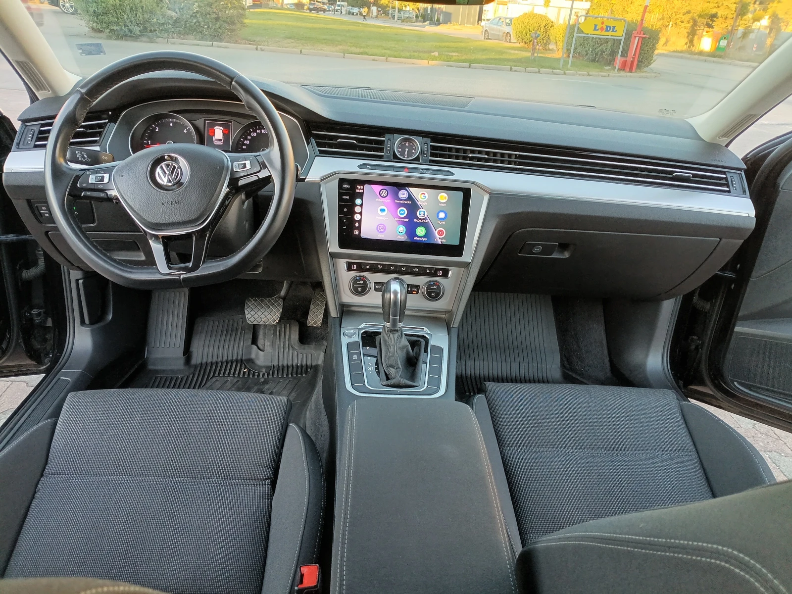 VW Passat COMFORTLINE, РЕАЛНИ КМ, снимка 12 - Автомобили и джипове - 56364430