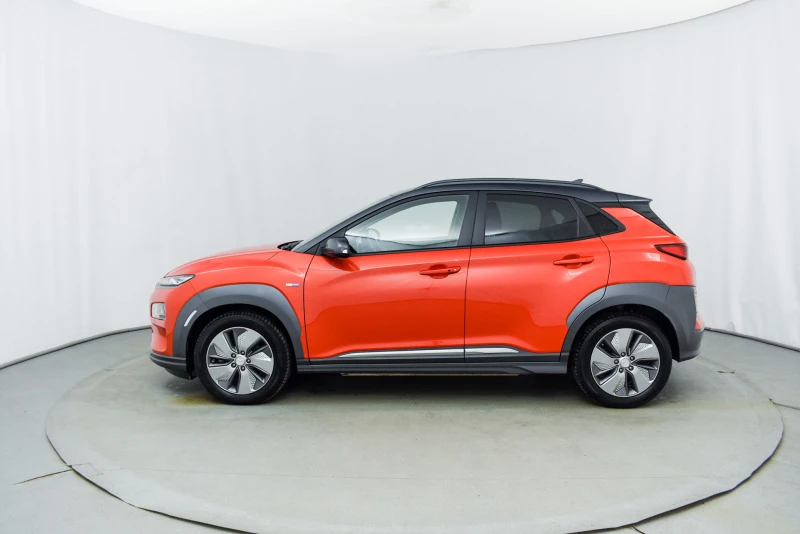 Hyundai Kona EV 64 KW, снимка 5 - Автомобили и джипове - 44069265