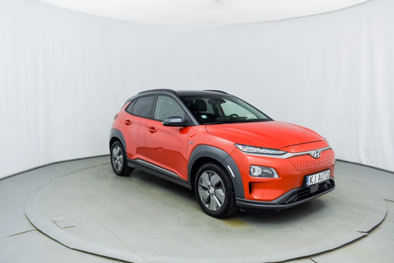 Hyundai Kona EV 64 KW, снимка 2 - Автомобили и джипове - 44069265