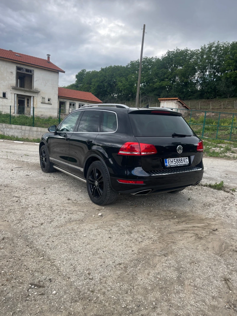 VW Touareg, снимка 6 - Автомобили и джипове - 49085499