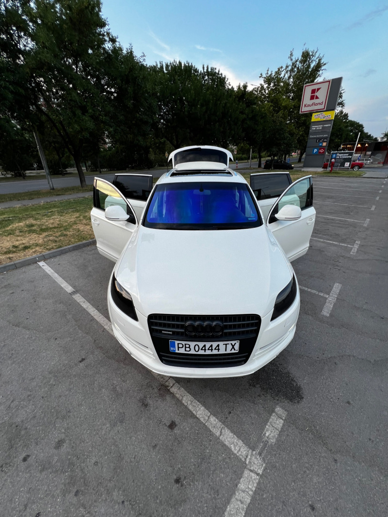 Audi Q7, снимка 2 - Автомобили и джипове - 46386123