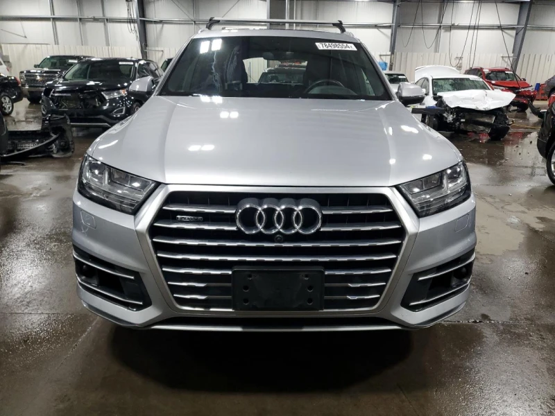 Audi Q7 PRESTIGE* Keyless* подгрев* Дистроник* BOSE* CarPl, снимка 2 - Автомобили и джипове - 49298629