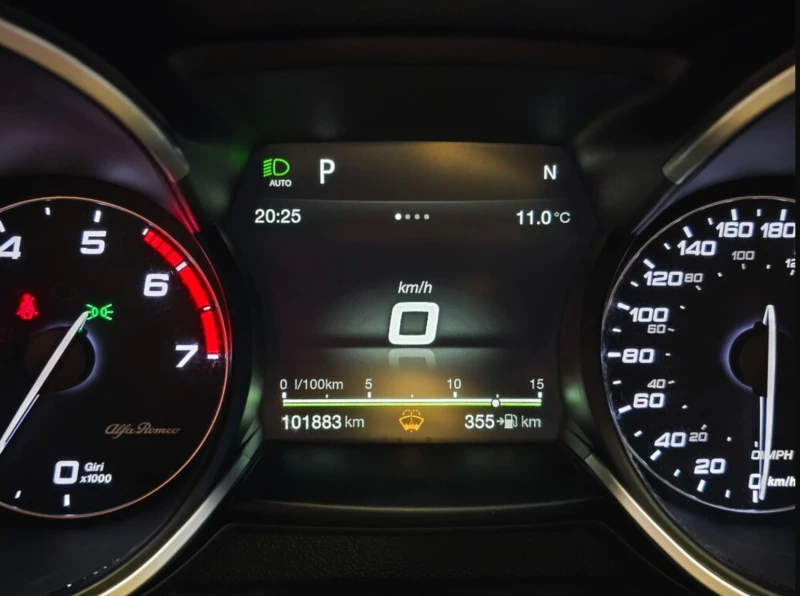 Alfa Romeo Stelvio  2018 Alfa Romeo Stelvio Sport, снимка 10 - Автомобили и джипове - 51108052