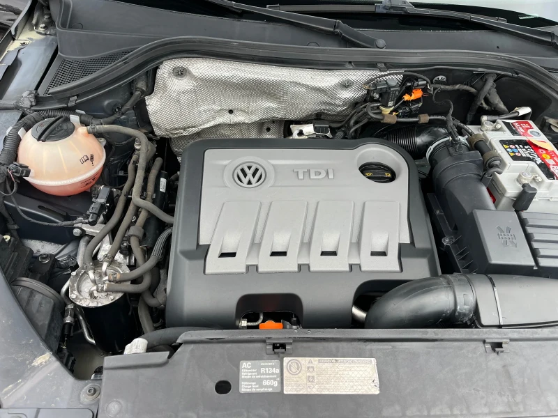 VW Tiguan 2.0TDi Face 4Motion Automat, снимка 14 - Автомобили и джипове - 52884290