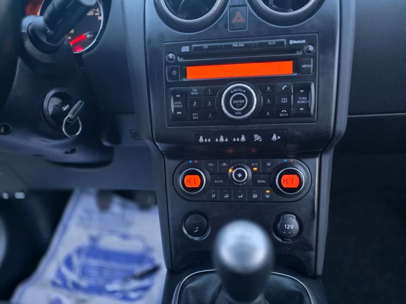 Nissan Qashqai 1.5 DCI 6 скорости , снимка 13 - Автомобили и джипове - 52997214