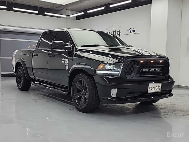 Dodge RAM 1500, снимка 4 - Автомобили и джипове - 53259045