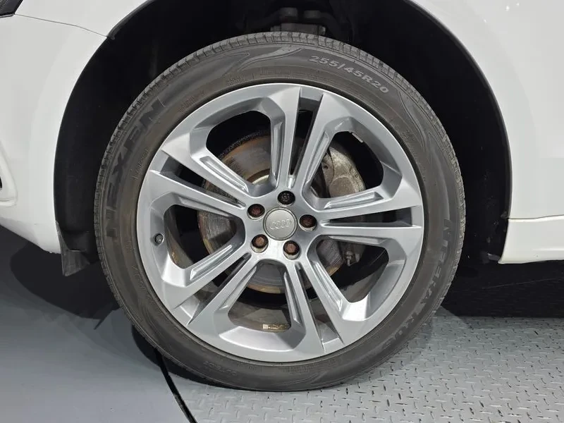 Audi Q5 3.0 TDI Quattro - САМО 30% АВАНС, снимка 5 - Автомобили и джипове - 56007925
