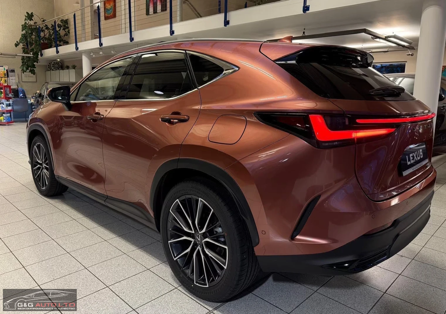 Lexus NX 350h LUXURY/243HP/PANO/MEMO/HUD/360/NAVI/LED/454g - изображение 4