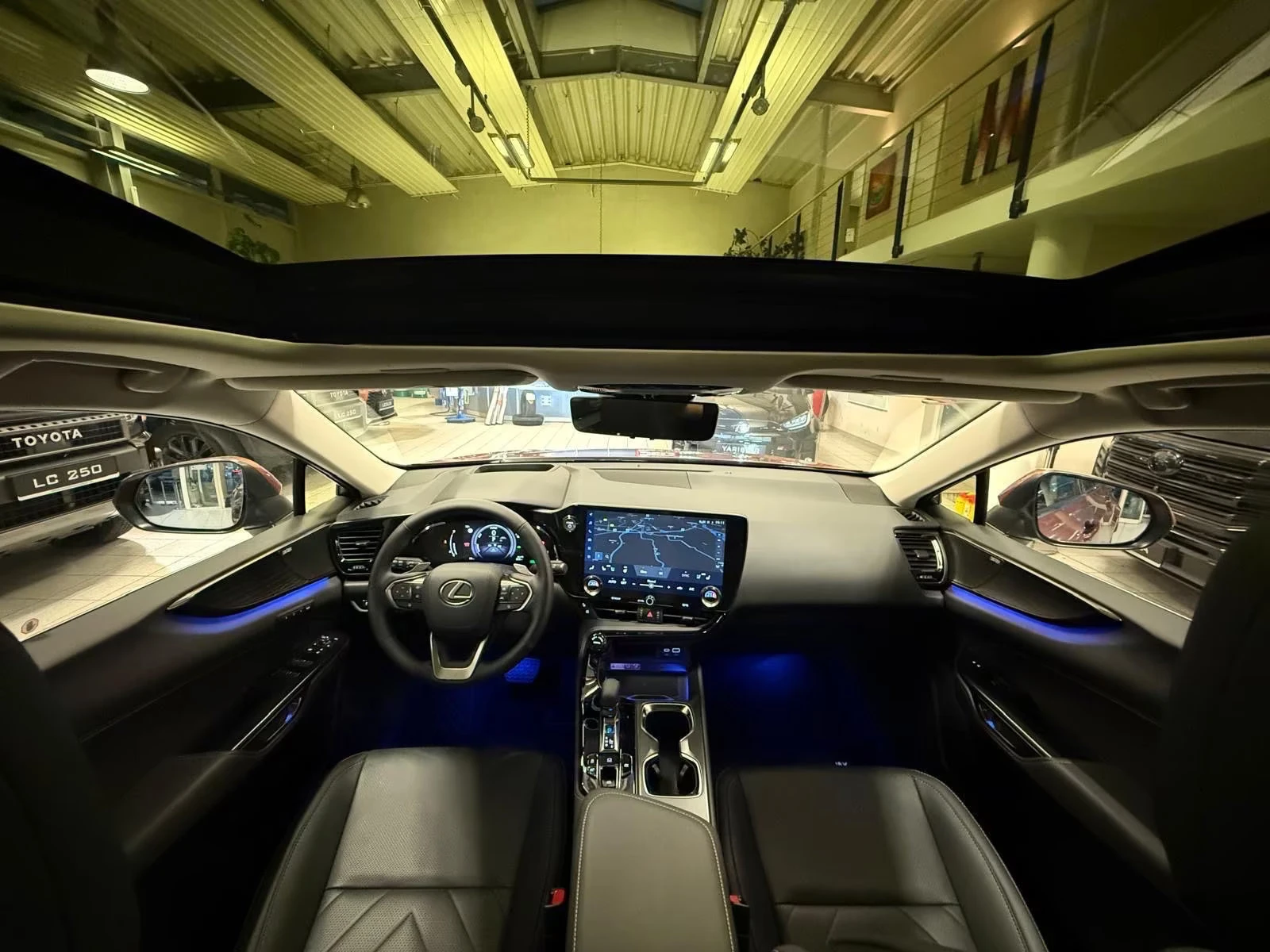 Lexus NX 350h LUXURY/243HP/PANO/MEMO/HUD/360/NAVI/LED/454g | Mobile.bg   11