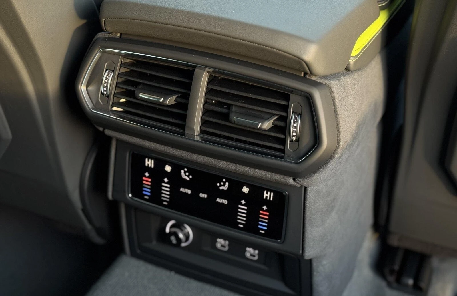 Lamborghini Urus SE/FACELIFT/PLUG-IN/CERAMIC/B&O/AD-PERSONAM/ | Mobile.bg � ����������� 15