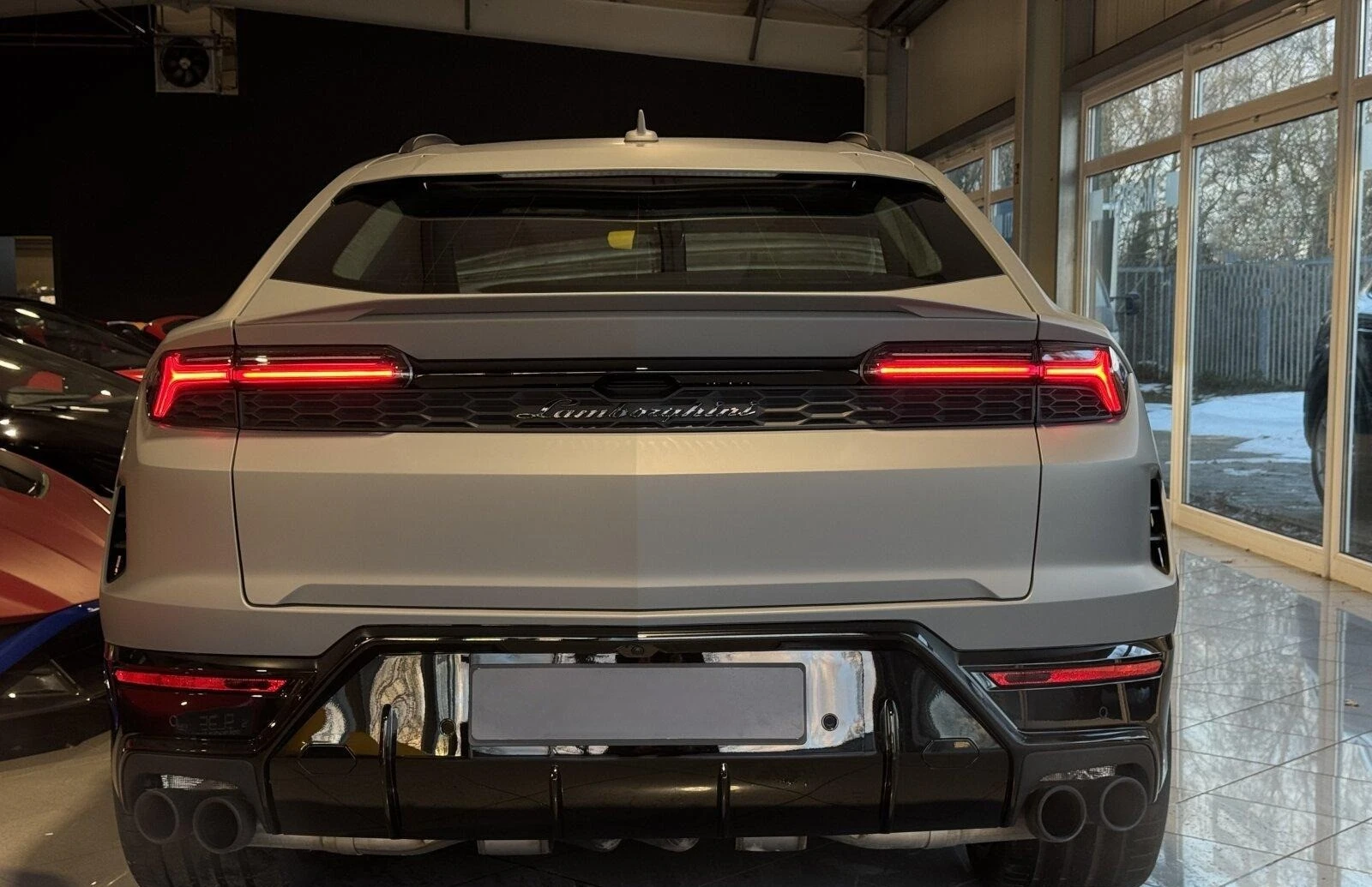 Lamborghini Urus SE/FACELIFT/PLUG-IN/CERAMIC/B&O/AD-PERSONAM/ - изображение 5