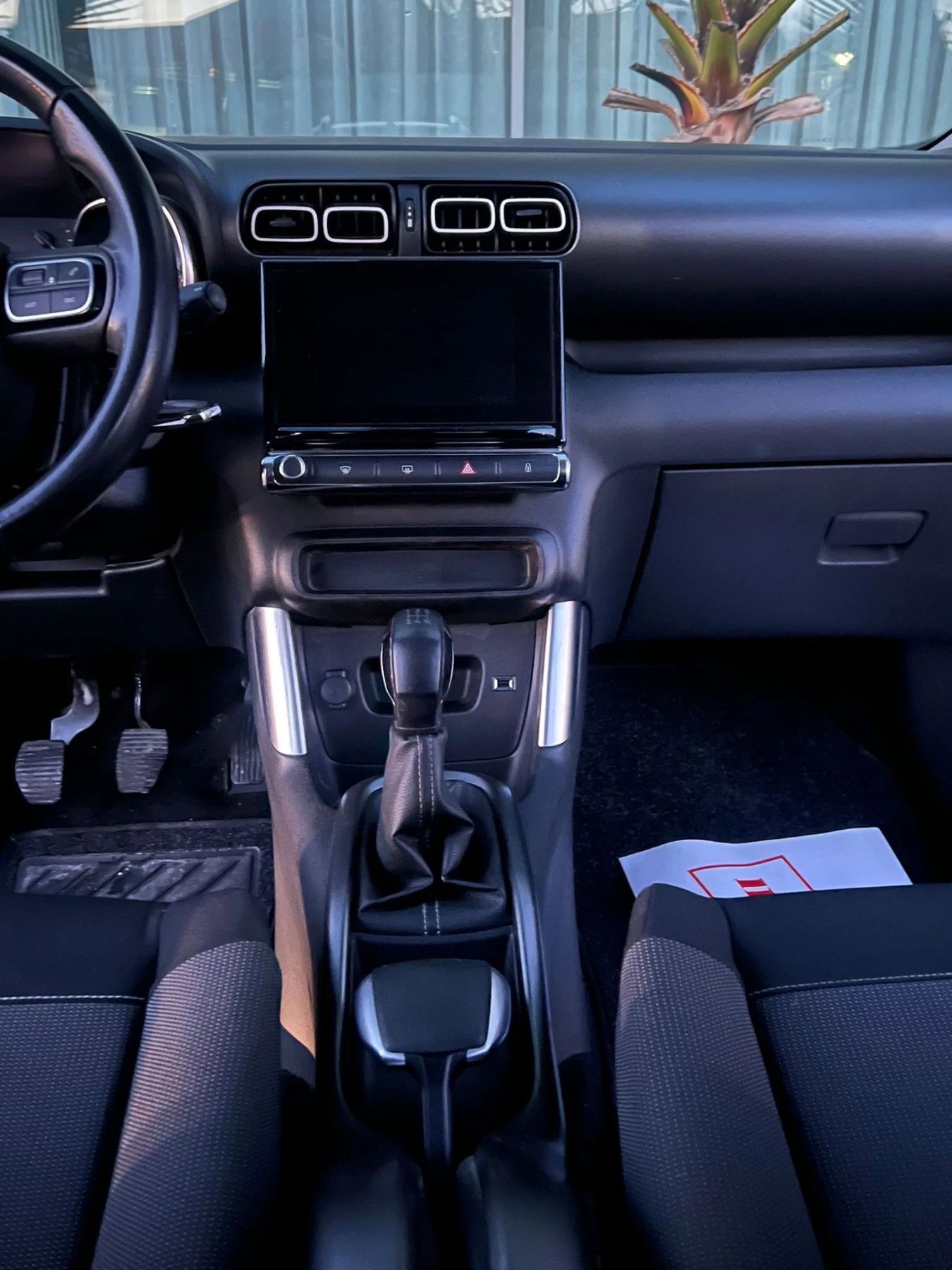 Citroen C3 Aircross 1.2 Бензин, снимка 11 - Автомобили и джипове - 53844669