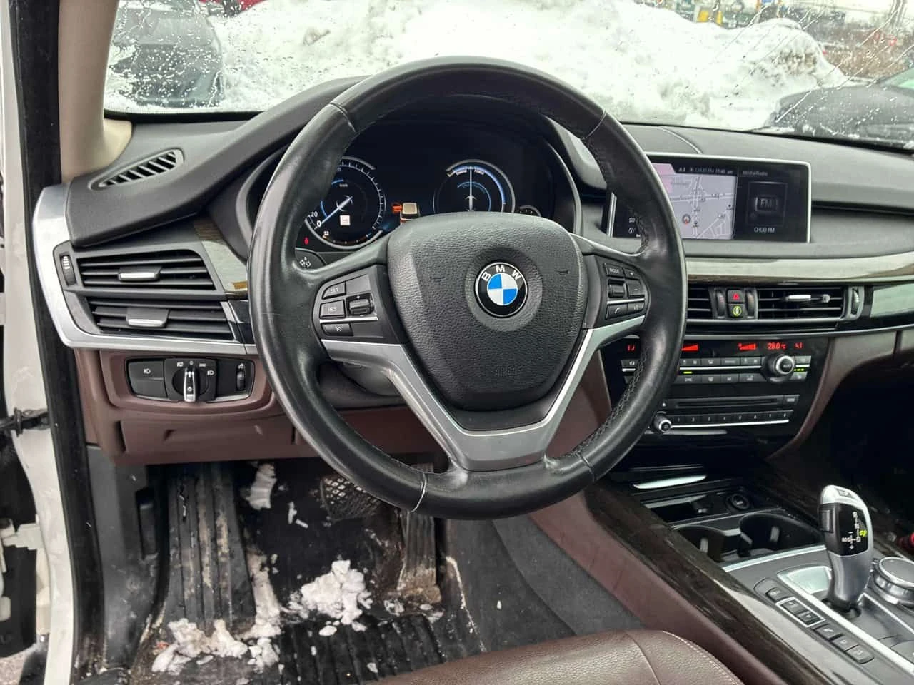 BMW X5 xDrive35i/CARFAX/ПАНОРАМА/ПРЕДСТАВИТЕЛСТВО НА BMW, снимка 12 - Автомобили и джипове - 53924090