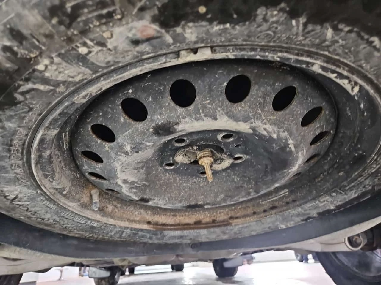 Dodge Durango * R/T * ДИСТРОНИК* ГЛАВНО ПРЕДСТАВИТЕЛСТВО* , снимка 16 - Автомобили и джипове - 54043713