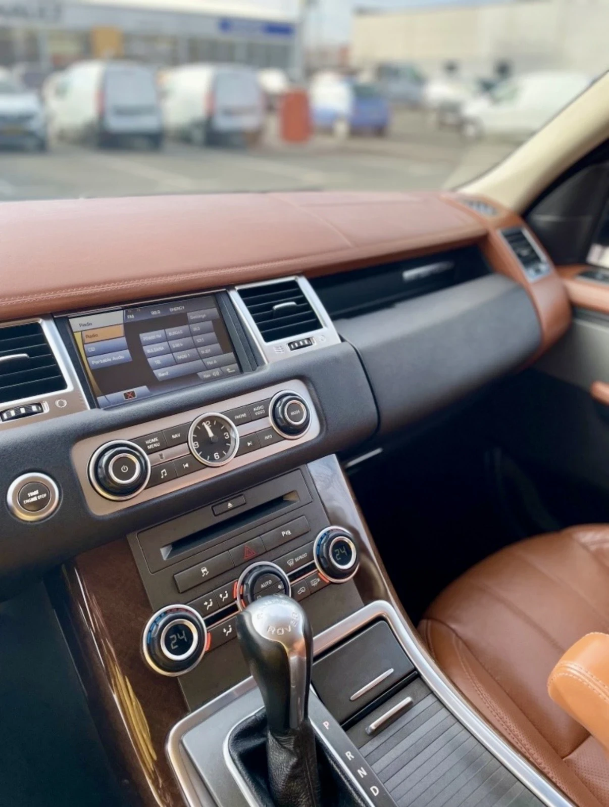 Land Rover Range Rover Sport 3.0 HSE TOP