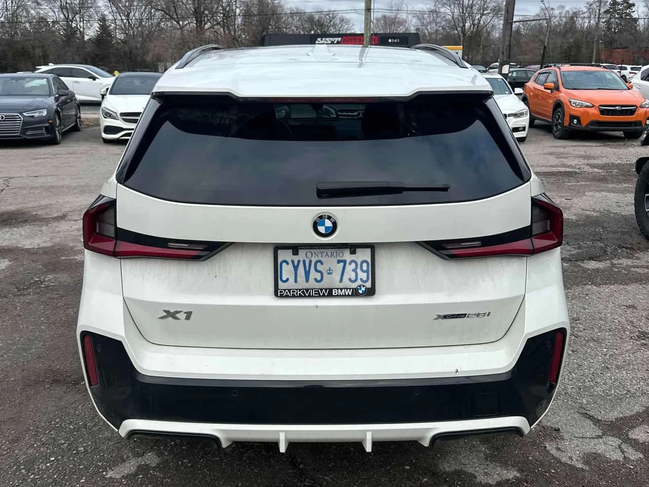 BMW X1 xDrive28i/360 CAM/ПАНОРАМА/ЛИЦЕНЗИРАН ПРОДАВАЧ, снимка 5 - Автомобили и джипове - 54116292